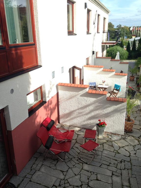 Solrosen I Simrishamn - Oesterlen Exterior photo
